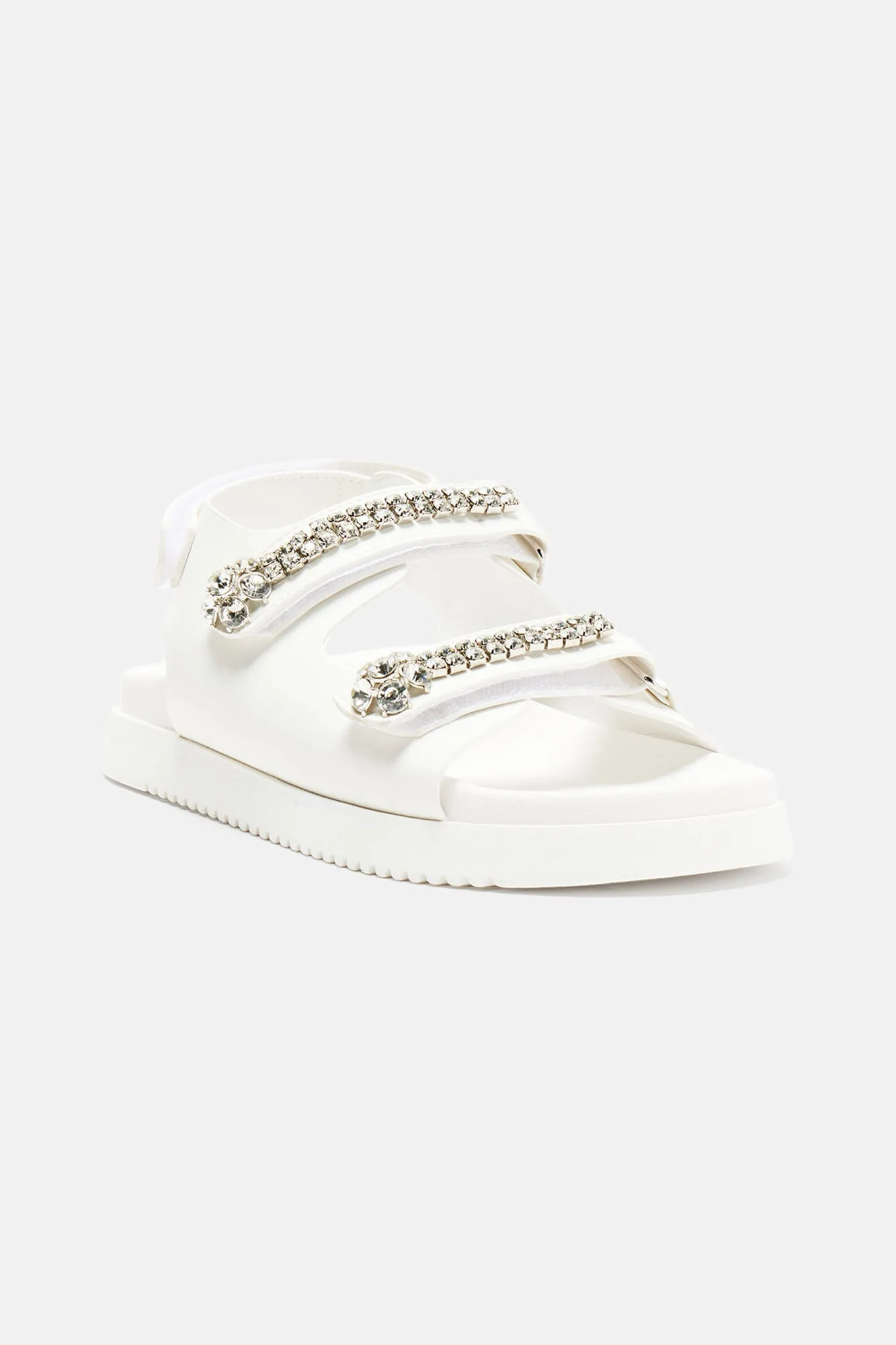 Averie Flat Sandals - White