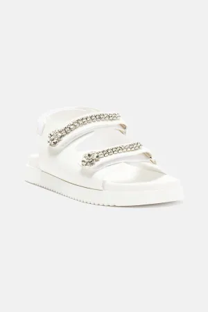 Averie Flat Sandals - White