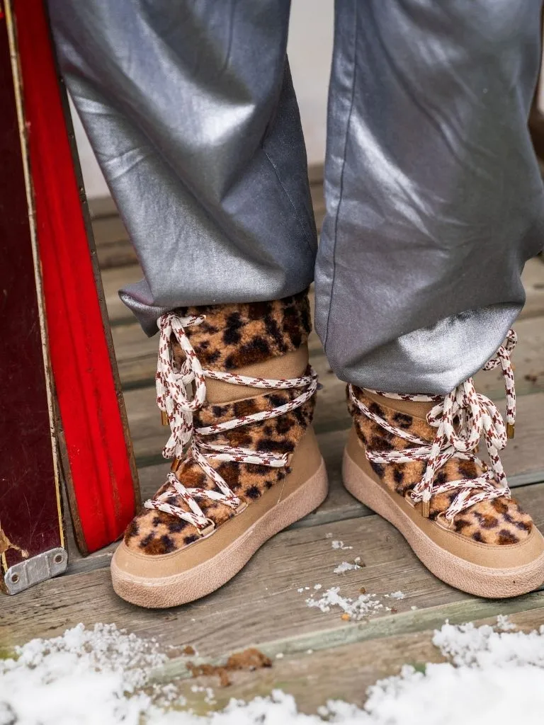 Boots Vivienne Leopard