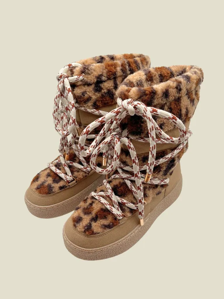 Boots Vivienne Leopard