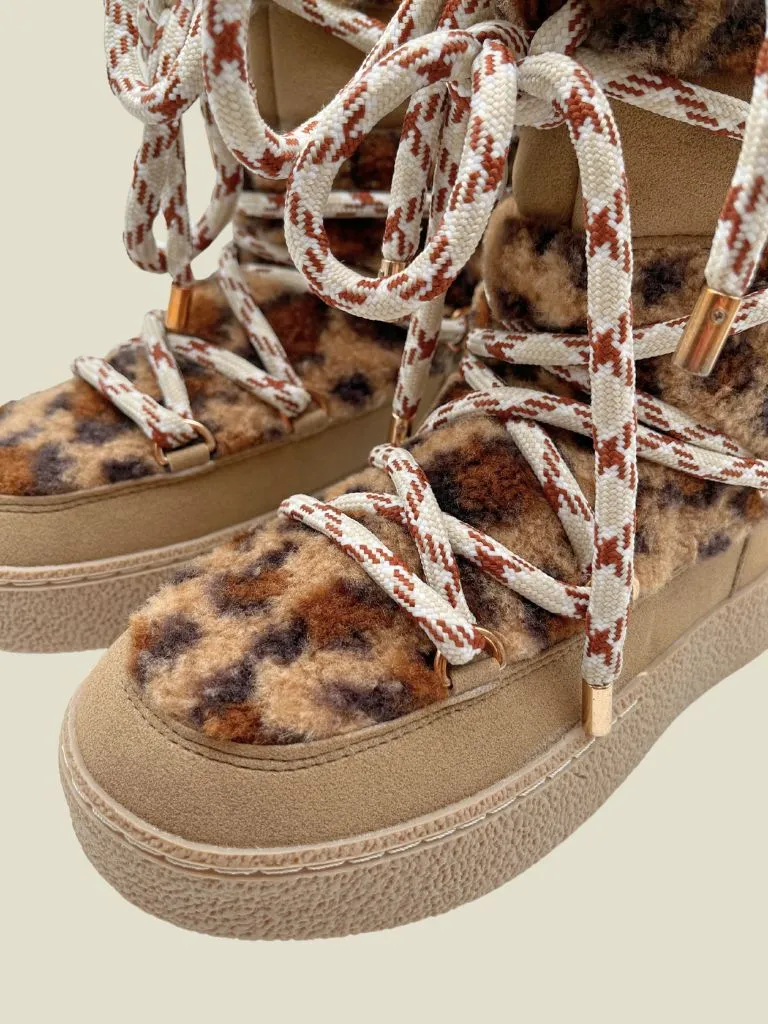 Boots Vivienne Leopard